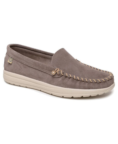 Women's Discover Classic Slip-on Moccasin Shoes