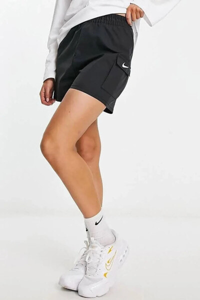 Mini Swoosh Woven Cargo Shorts Black Tek Cepli Dokuma Kadın Kargo Şort Siyah