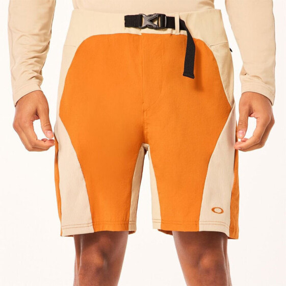 OAKLEY APPAREL Latitude Arc Shorts