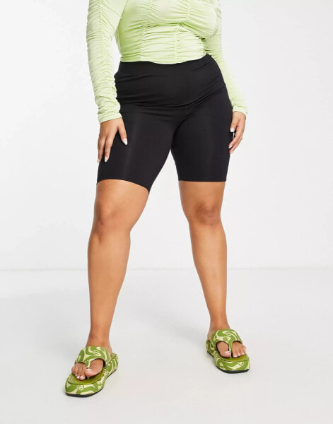 COLLUSION Plus legging shorts in black