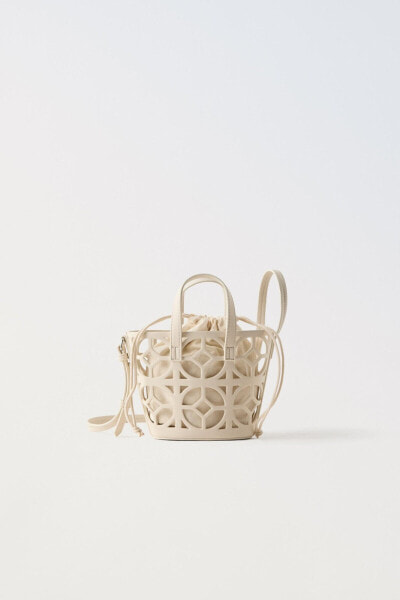 Openwork basket bag