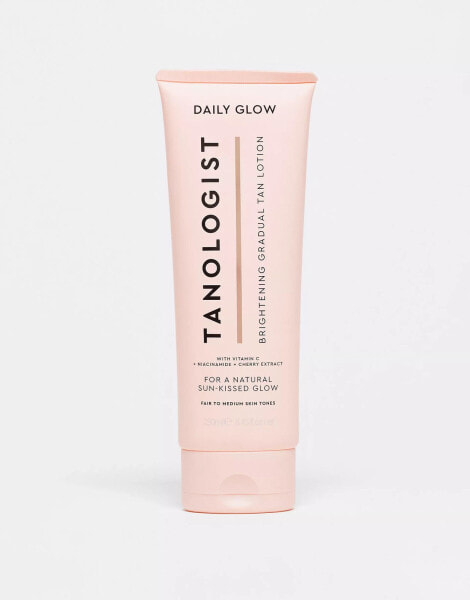 Tanologist Daily Glow Brightening Gradual Tan Light/Medium 250ml