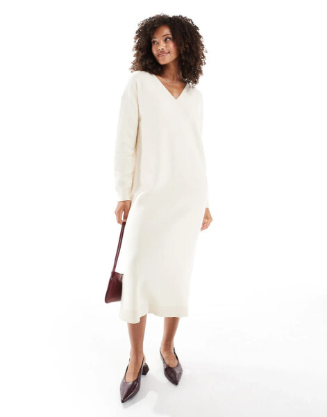 Vero Moda premium v neck knitted midi dress in cream