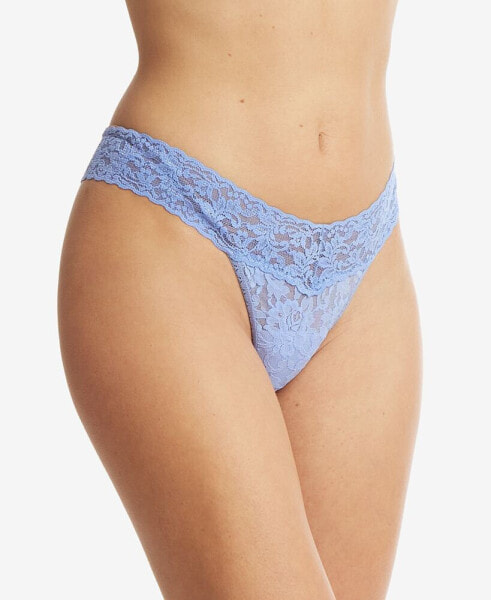 Signature Lace Women's Low Rise Thong, 4911