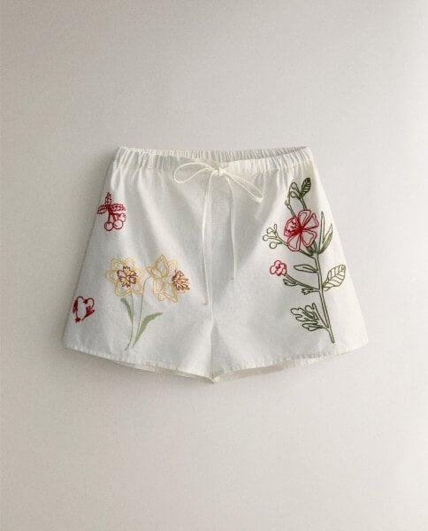 Cotton shorts with embroidery