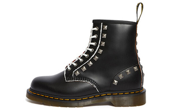 Dr. Martens 1460 Stud 8 25202001 Boots