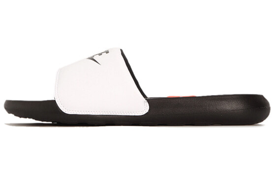 Шлепанцы спортивные мужские Nike Victori One черно-белого цвета CN9675-005