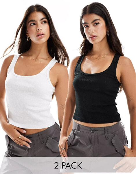 Pull&Bear 2 pack vest top in black & white