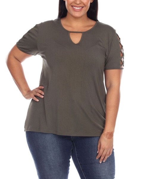 Plus Size Keyhole Neck Cutout Short Sleeve Top