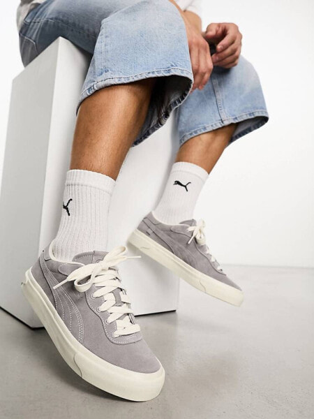 Puma Capri trainers in grey