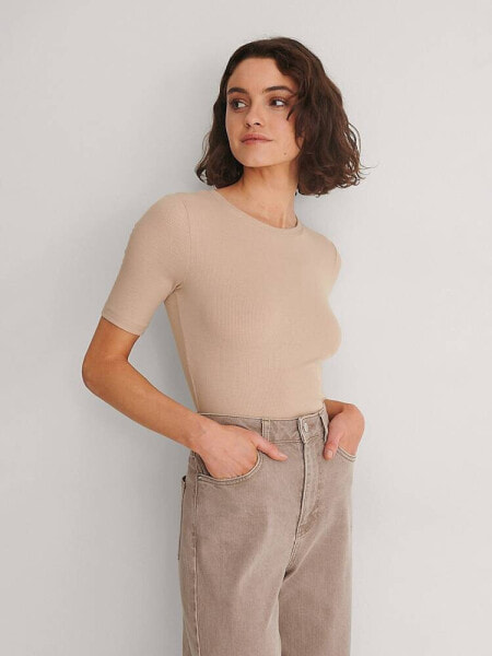 NA-KD round neck tight fit ribbed t-shirt in beige