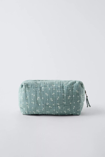 LEAF TEXTURE TOILETRY BAG