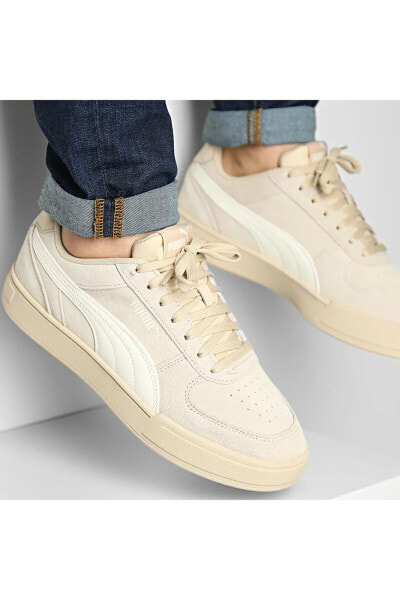 suede sneaker beige