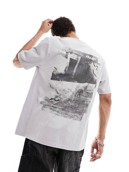 COLLUSION Skater fit back polaroid graphic print t-shirt in washed stone