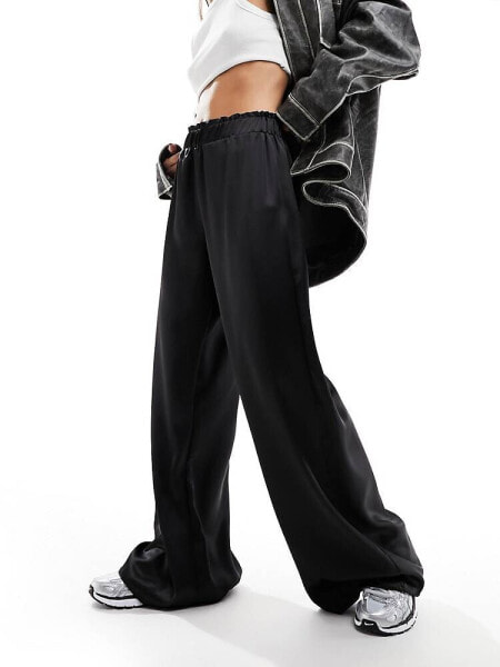 New Look satin wide leg trouser in black