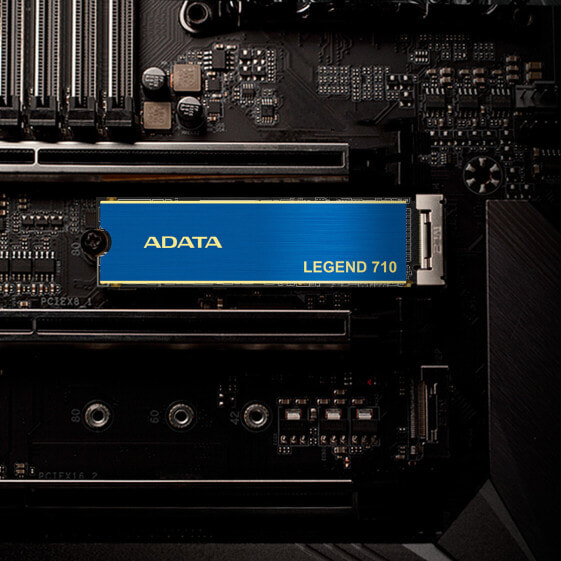 ADATA LEGEND 710 - 512 GB - M.2 - 2400 MB/s