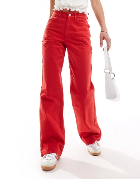 Reclaimed Vintage 00s baggy jean in red