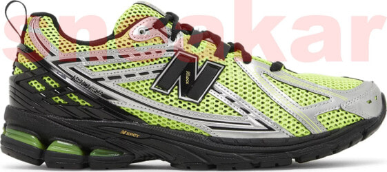 [M1906RCG] Mens New Balance 1906R 'Volt Black'