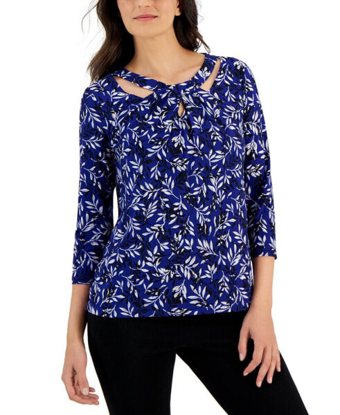 Petite Printed 3/4-Sleeve Twist-Neckline Top