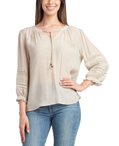 Juniors' Tie-Front Crochet-Trim 3/4-Sleeve Top