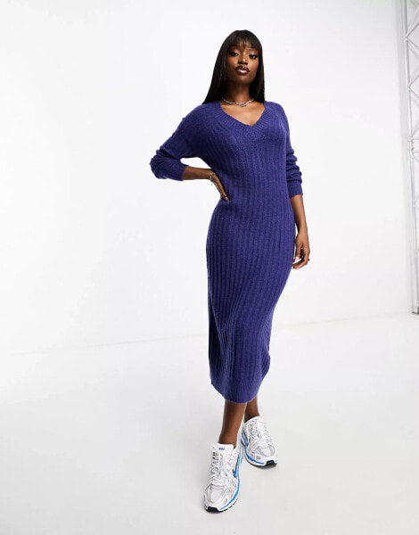 Threadbare Bella v neck ribbed midi jumper dress in navy