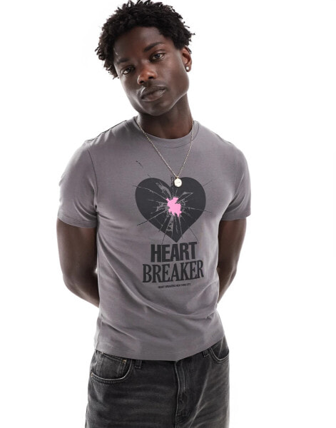 ASOS DESIGN cropped muscle t-shirt with heartbreaker print in charcoal