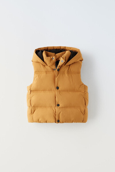 Water-repellent hooded gilet