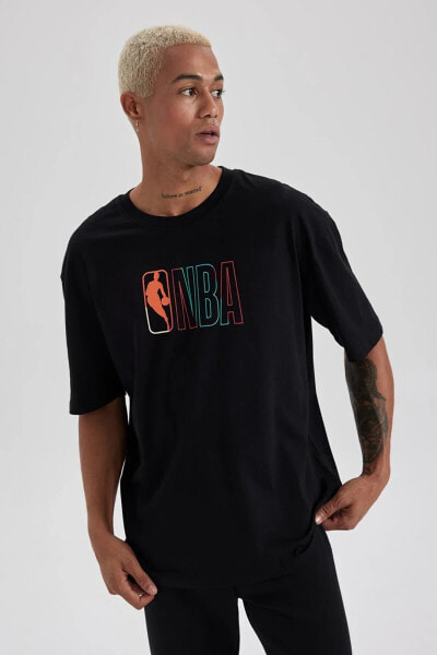 DeFactoFit NBA Wordmark Oversize Fit Bisiklet Yaka Tişört