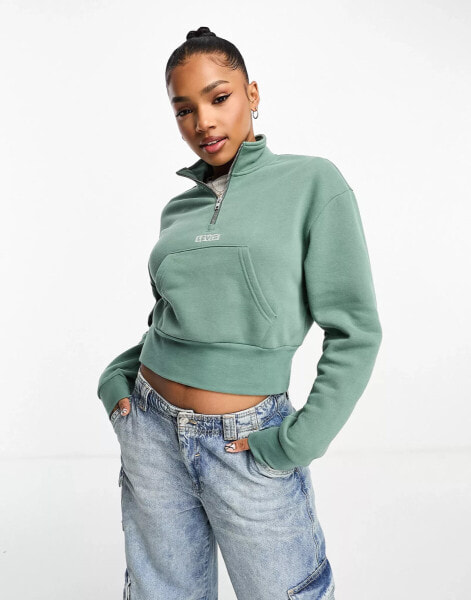 Levi's cropped half zip with small logo in green