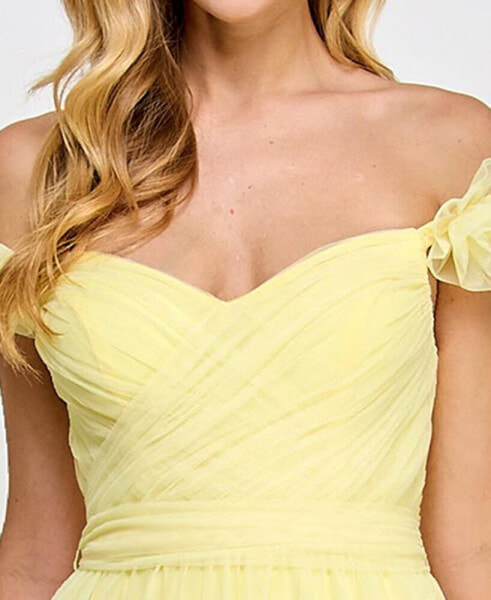 Juniors' Rosette Off-The-Shoulder Tulle Gown, Created for Macy's
