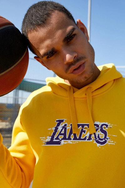 NBA Lisanslı Los Angeles Lakers Baskılı Slim Fit Kapüşonlu Pamuklu Sweatshirt