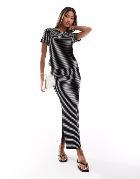 In The Style reversible bodycon side split midi skirt co-ord in black stripe