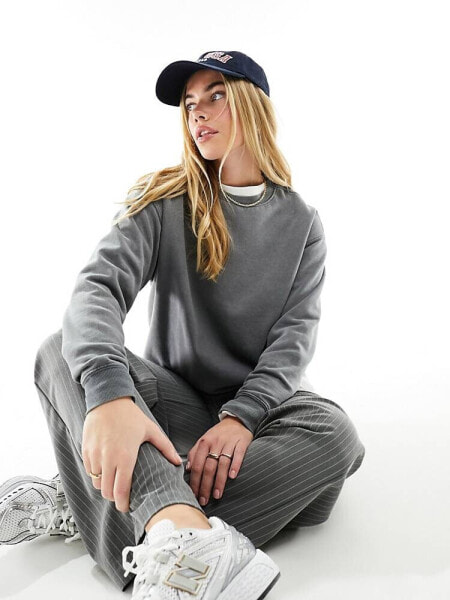 New Look oversized sweatshirt in washed grey