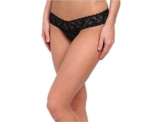 hanky panky Women's 246631 Signature Lace Low Rise Thongs, Black, Size OS