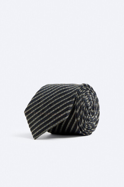 Striped jacquard tie