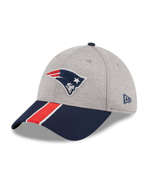 Men's Heather Gray, Navy New England Patriots Striped 39THIRTY Flex Hat