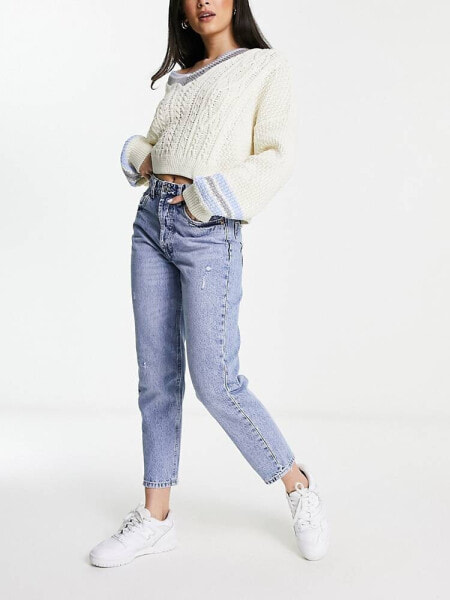 Stradivarius mom fit vintage jean in light wash