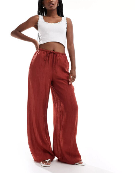 Vero Moda textured drawstring waist wide leg trouser in rust