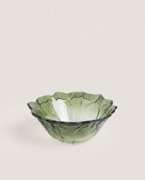 Flower-shaped glass bowl