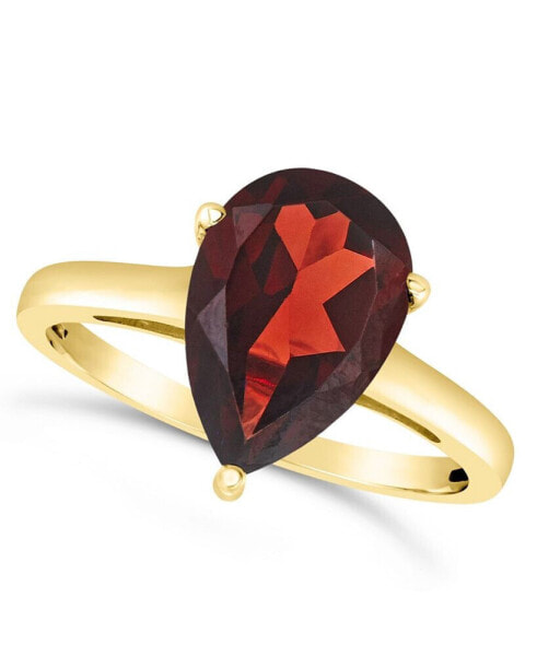 Garnet (3-1/3 ct. t.w.) Ring in 14K Yellow Gold