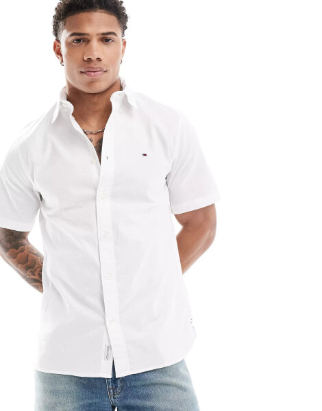 Tommy Hilfiger 1985 flex oxford regular fit short sleeve shirt in white