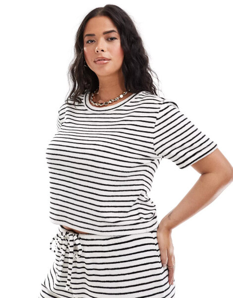 4th & Reckless Plus exclusive towelling t-shirt co-ord in stripe