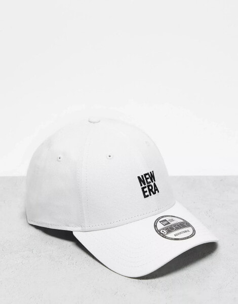 New Era 9forty branded cap in white