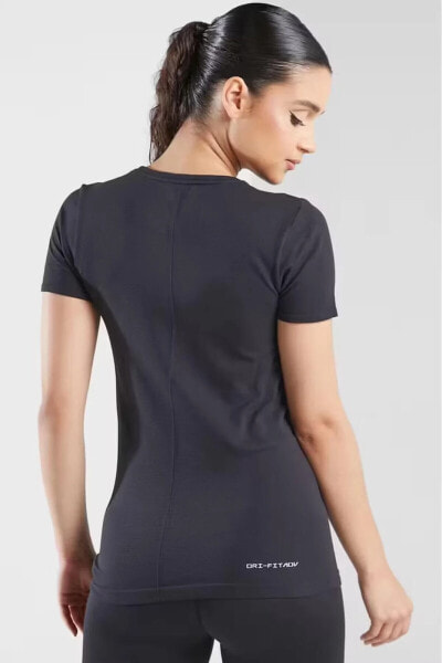 Dri-Fit Advantage Aura Sleeve Slim Fit Kesim Siyah Kadın Spor Tişört