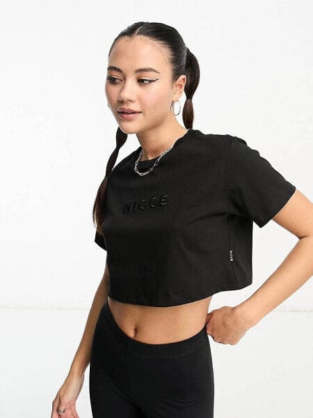 Nicce ersa cropped t-shirt in black