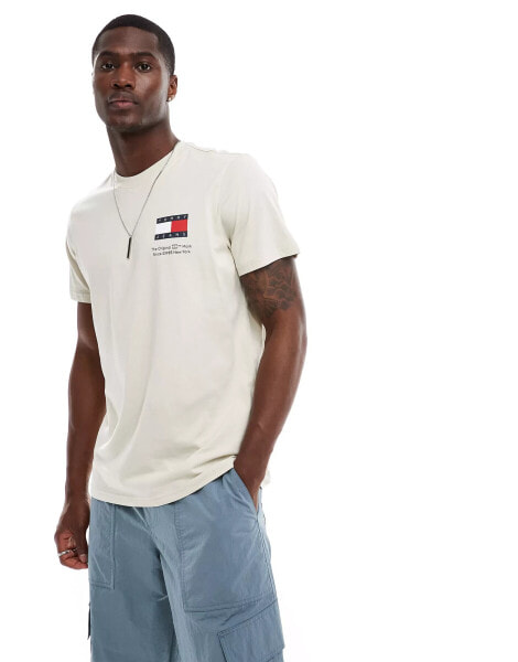 Tommy Jeans slim essential flag t-shirt in beige