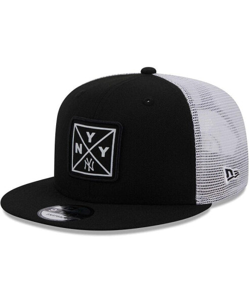 Men's Black New York Yankees Vert Squared Trucker 9FIFTY Snapback Hat