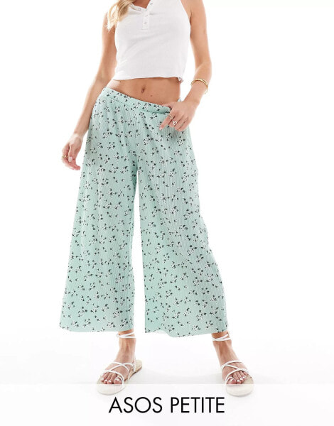 ASOS DESIGN Petite plisse wide trouser culottes in green ditsy