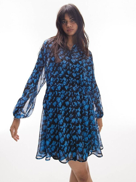 Topshop chuck on channeled button down mini dress in blue floral