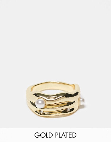 Pieces chunky pearl ring in 18ct gold plated